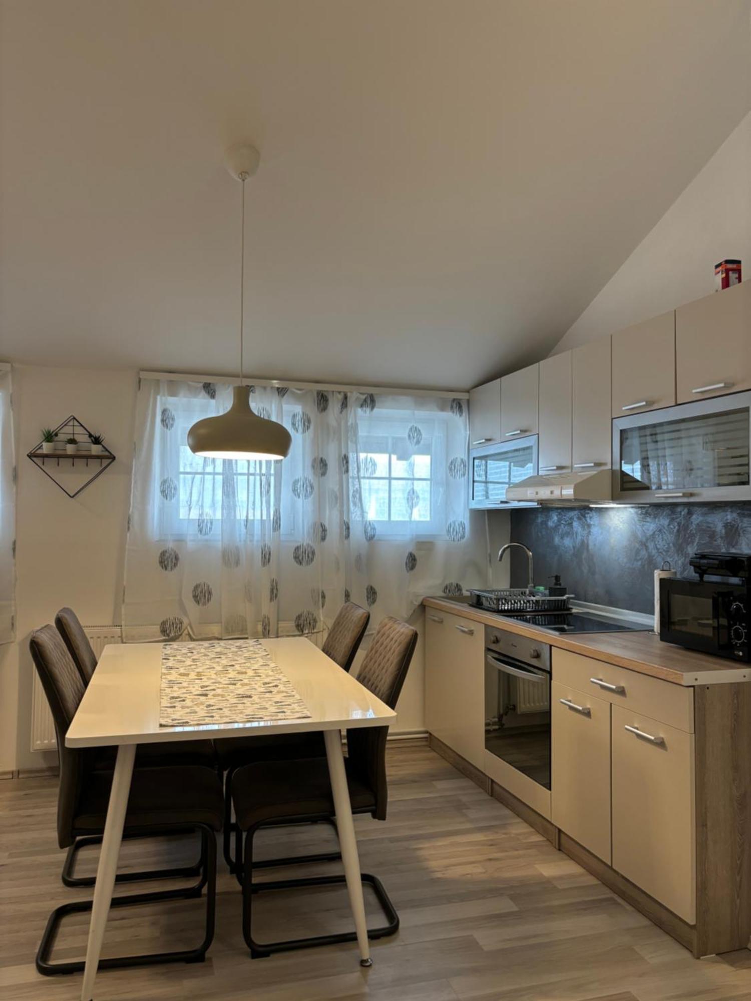 ווליקה גוריצה Albert Apartments Zagreb Airport מראה חיצוני תמונה